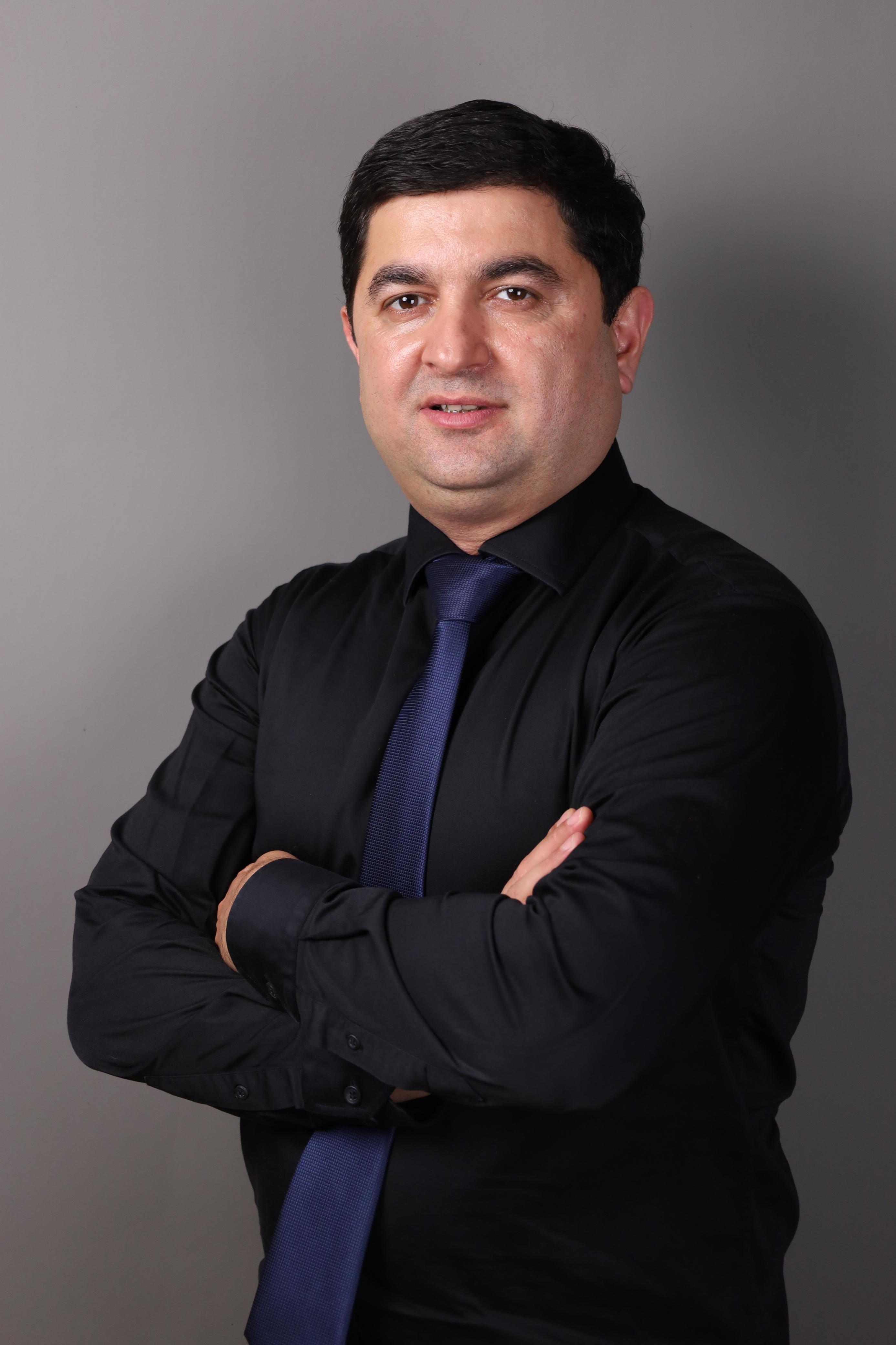 Emin Səttarov
